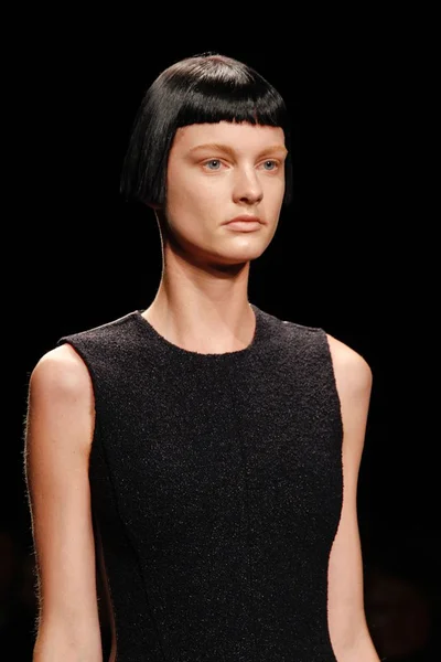 Look 3